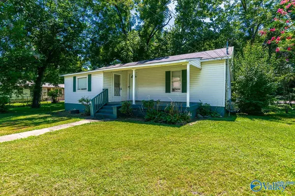 1002 Rison Avenue NE, Huntsville, AL 35801