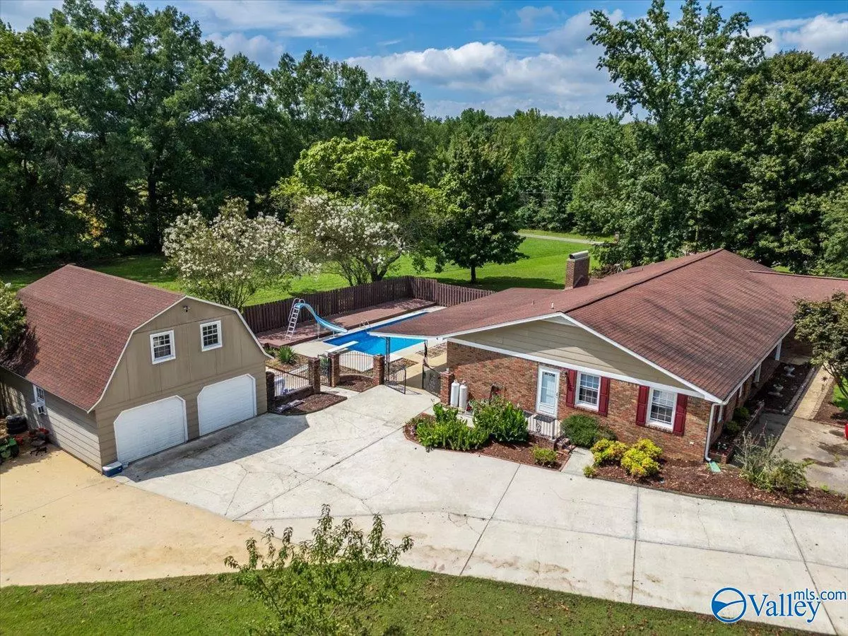 Hazel Green, AL 35750,354 Hills Chapel Road