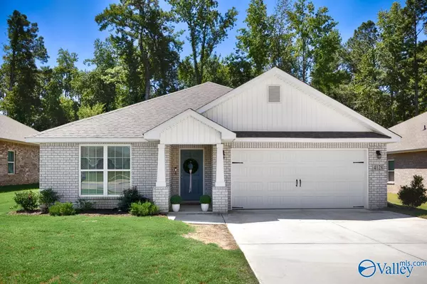 4128 Rockland Circle, Owens Cross Roads, AL 35763