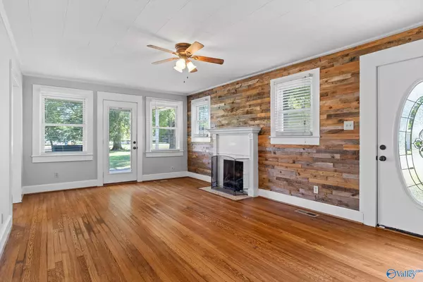 Scottsboro, AL 35768,316 Hodges Street