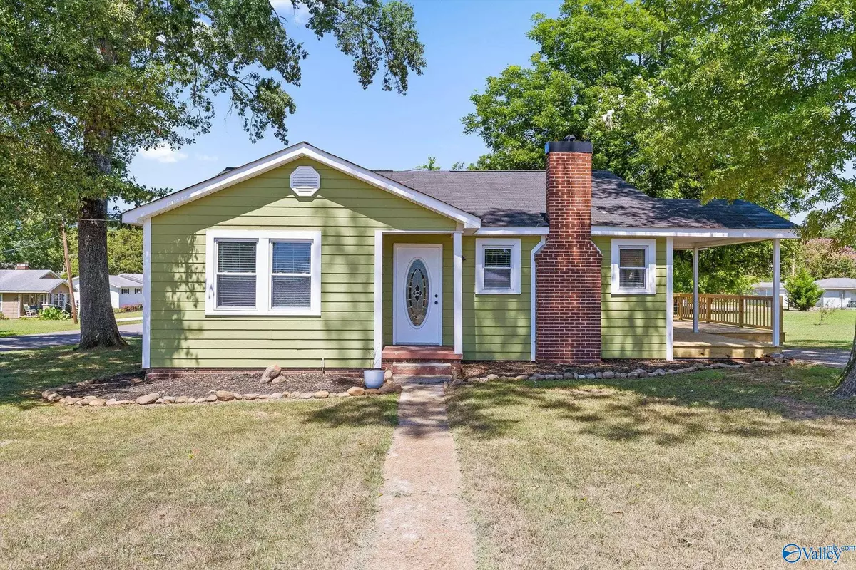 Scottsboro, AL 35768,316 Hodges Street