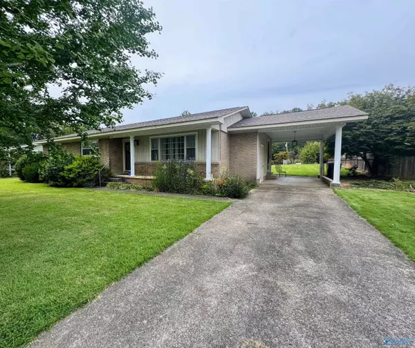 Scottsboro, AL 35768,106 W Hayes Street