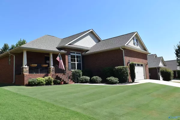 Owens Cross Roads, AL 35763,6813 Wintercrest Way SE