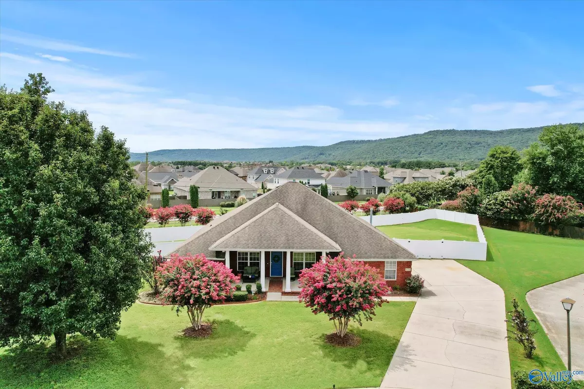 Owens Cross Roads, AL 35763,7026 Lynnfield Drive SE