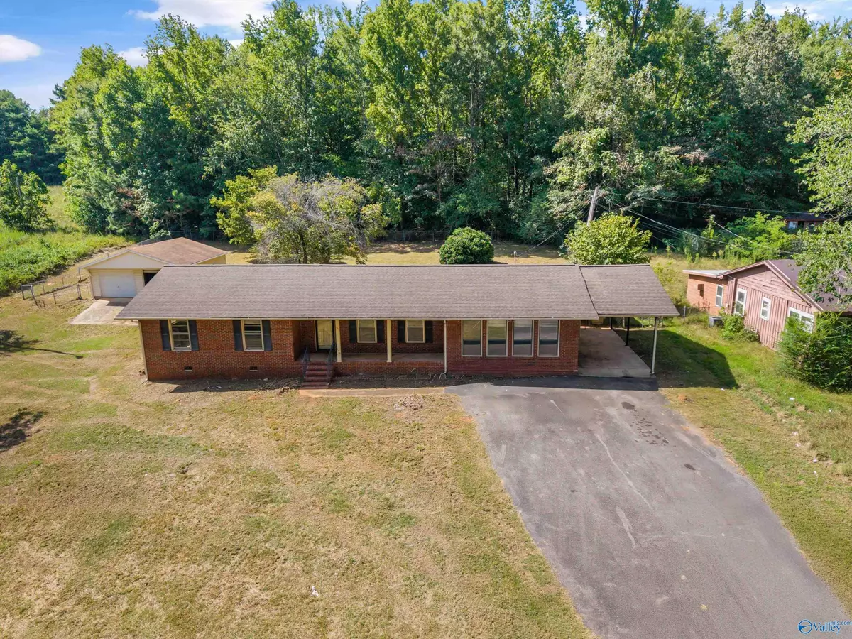 Scottsboro, AL 35769,4140 S Broad Street