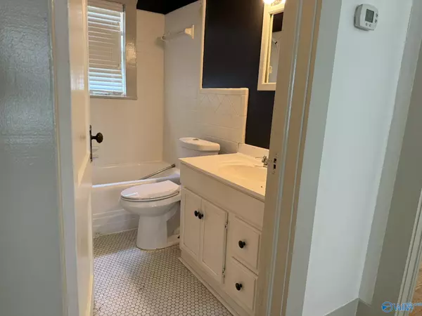 Huntsville, AL 35801,1118 Ward Avenue