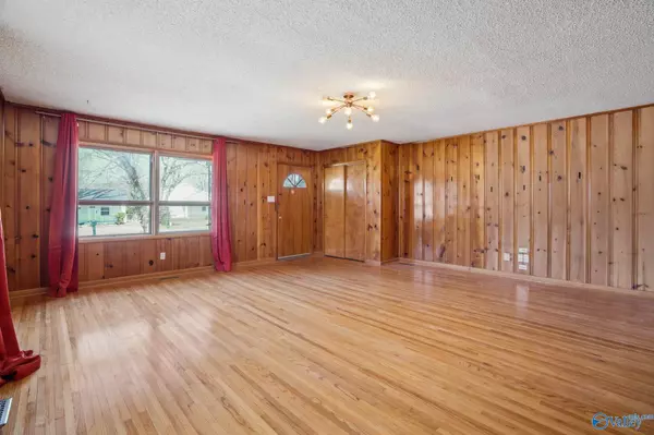 Huntsville, AL 35801,1426 NE Rison Avenue