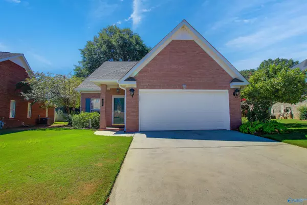 Decatur, AL 35603,976 Tracey Lane