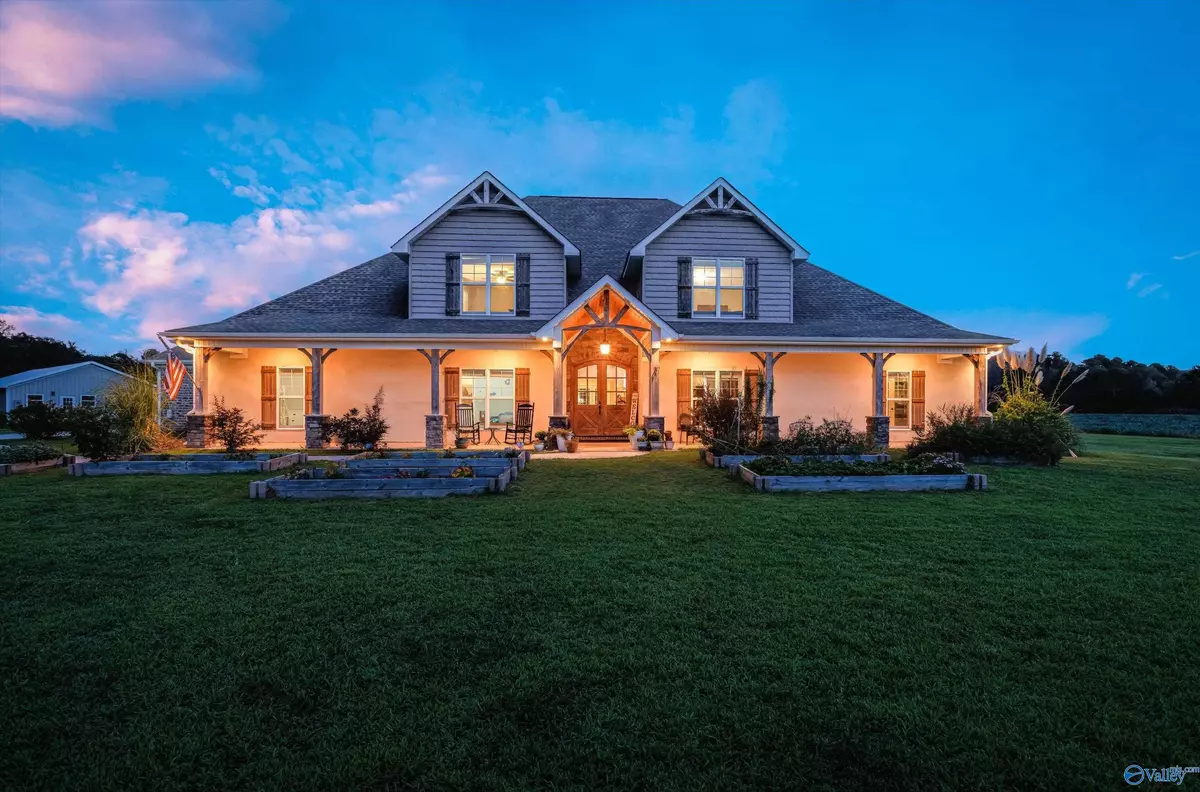 Owens Cross Roads, AL 35763,361 Piney Woods Road