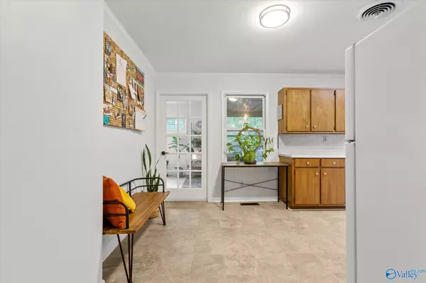 Huntsville, AL 35805,3817 Pinedale Drive