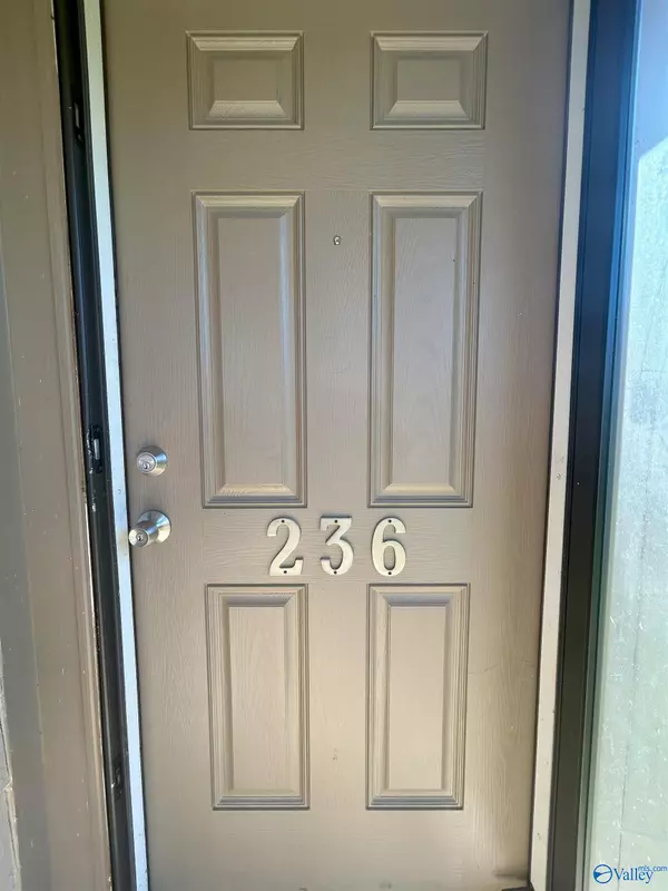 Huntsville, AL 35810,236 Whitestone Drive NE