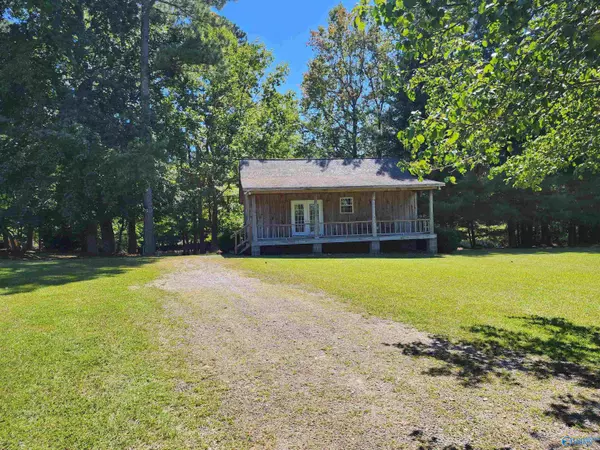 Fort Payne, AL 35968,103 Road 9042