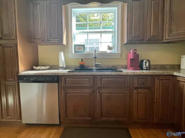 Leesburg, AL 35983,580 Embos Island Street