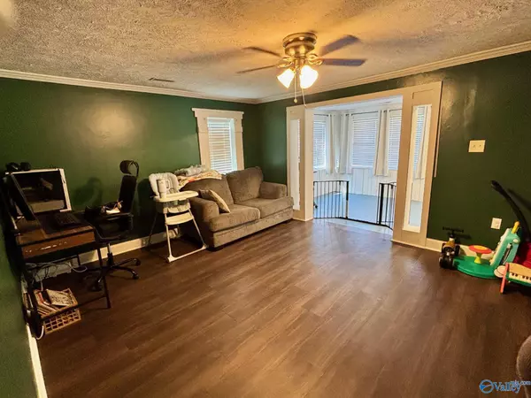 Hokes Bluff, AL 35903,6739 Main Street