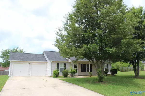 155 Fox Chase Trail, Toney, AL 35773