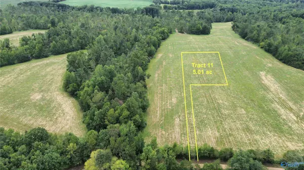 11 Holland Road, Athens, AL 35614