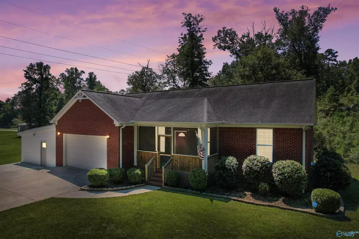 Scottsboro, AL 35769,229 Lake Drive