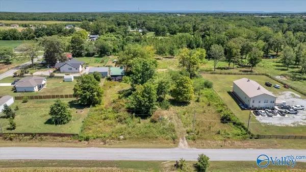 Toney, AL 35773,7731 Old Railroad Bed Road