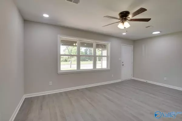 Huntsville, AL 35805,3615 Squaw Valley  Drive SW