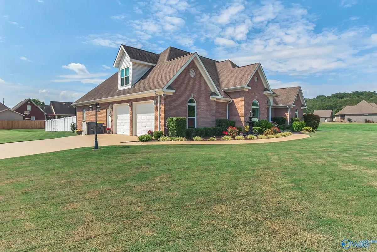 Decatur, AL 35603,231 Braxton Court