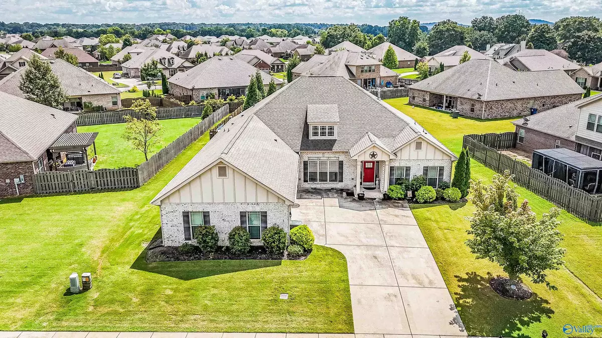 Huntsville, AL 35824,3 Candle Street