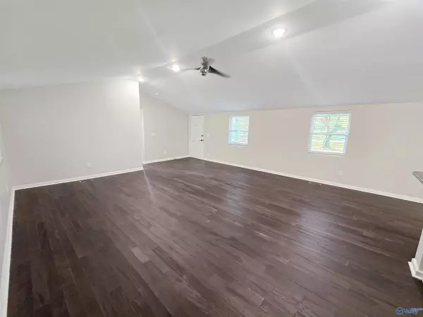 Harvest, AL 35749,674 Harvest Road