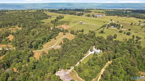 Flat Rock, AL 35966,830 County Road 814