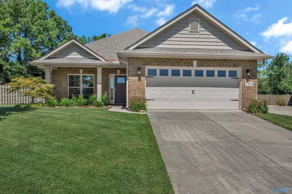 7302 Vidette Lane, Owens Cross Roads, AL 35763