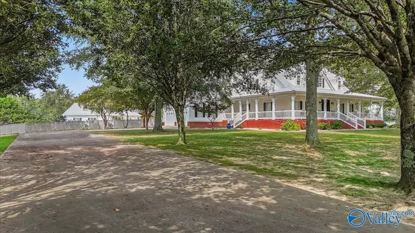 181 Gene Masburn Road, Boaz, AL 35956