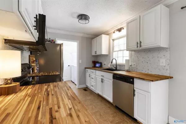 Arab, AL 35016,298 Golfview Drive NE