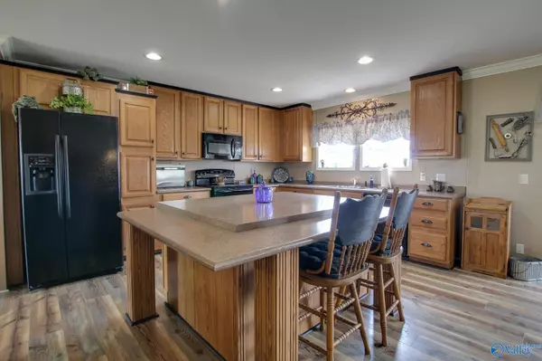 Hillsboro, AL 35643,1075 County Road 296