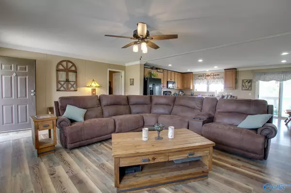 Hillsboro, AL 35643,1075 County Road 296