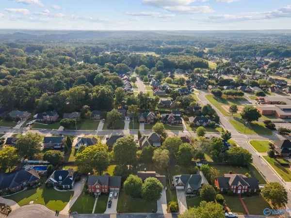 Decatur, AL 35603,3305 Cedar Cove SW