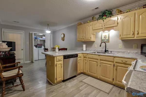 Decatur, AL 35603,1962 E Brownstone Court SW