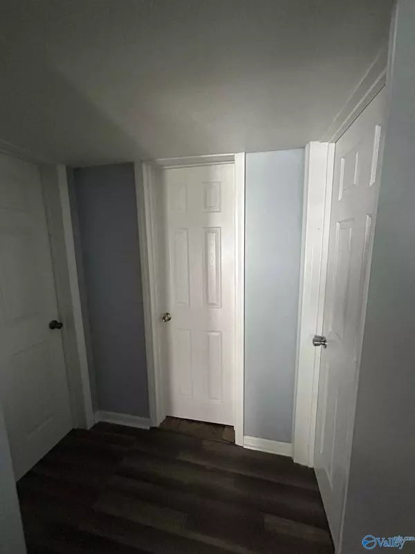 Gadsden, AL 35904,551 Line Street