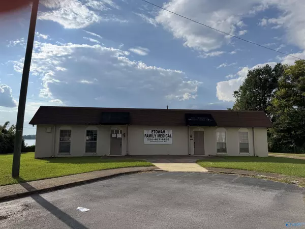 1406 Rainbow Drive, Gadsden, AL 35901