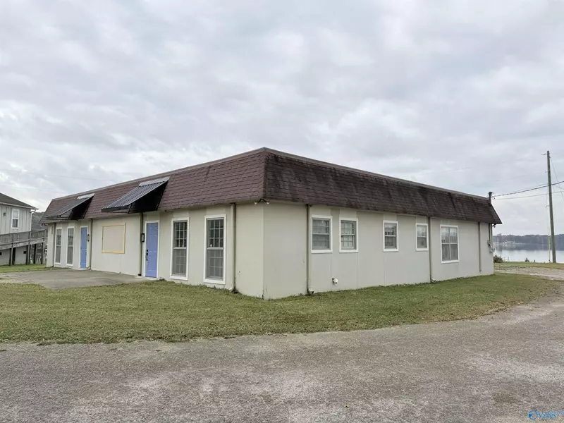 1406 Rainbow Drive, Gadsden, AL 35901