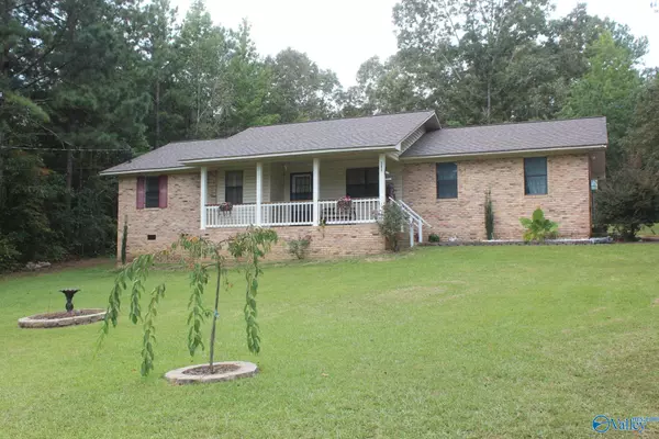 380 Sherry Drive, Centre, AL 35960