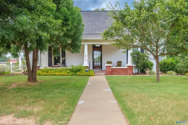 Tuscumbia, AL 35674,401 E Second Street