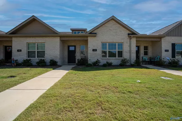 410 Ronnie Drive, Hartselle, AL 35640