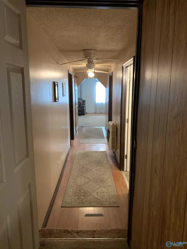 Rainbow City, AL 35906,298 Friendship Road