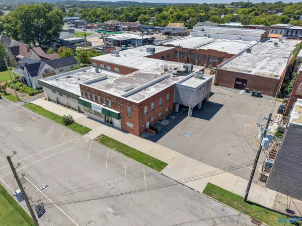 Fayetteville, TN 37334,207 S Elk Avenue South