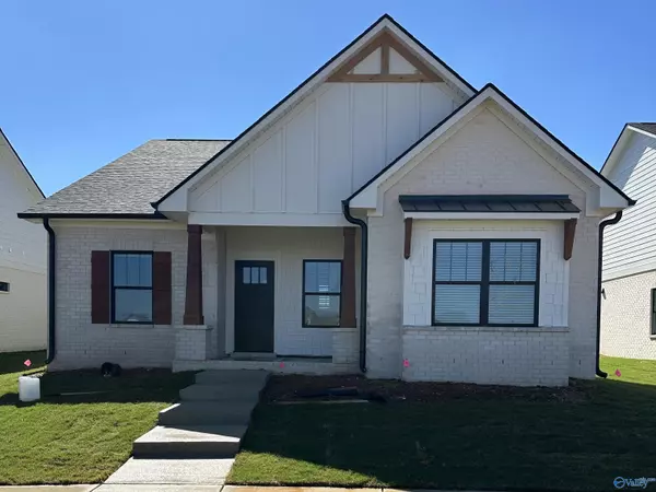2104 Kanteen Street, Huntsville, AL 35811
