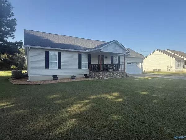 Hokes Bluff, AL 35903,7618 Rocky Ford Road