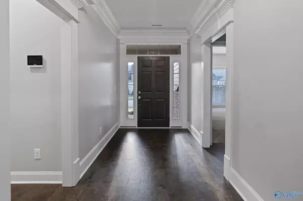 Owens Cross Roads, AL 35763,9101 Wagon Pass Way SE