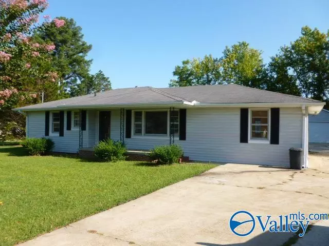 Guntersville, AL 35976,6608 Cannon Avenue