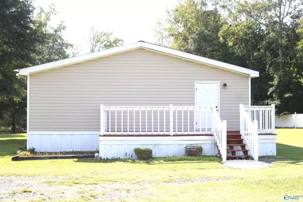 Boaz, AL 35956,4661 Lawson Gap Road