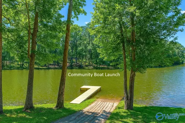 Scottsboro, AL 35769,624 Holiday Shores Drive