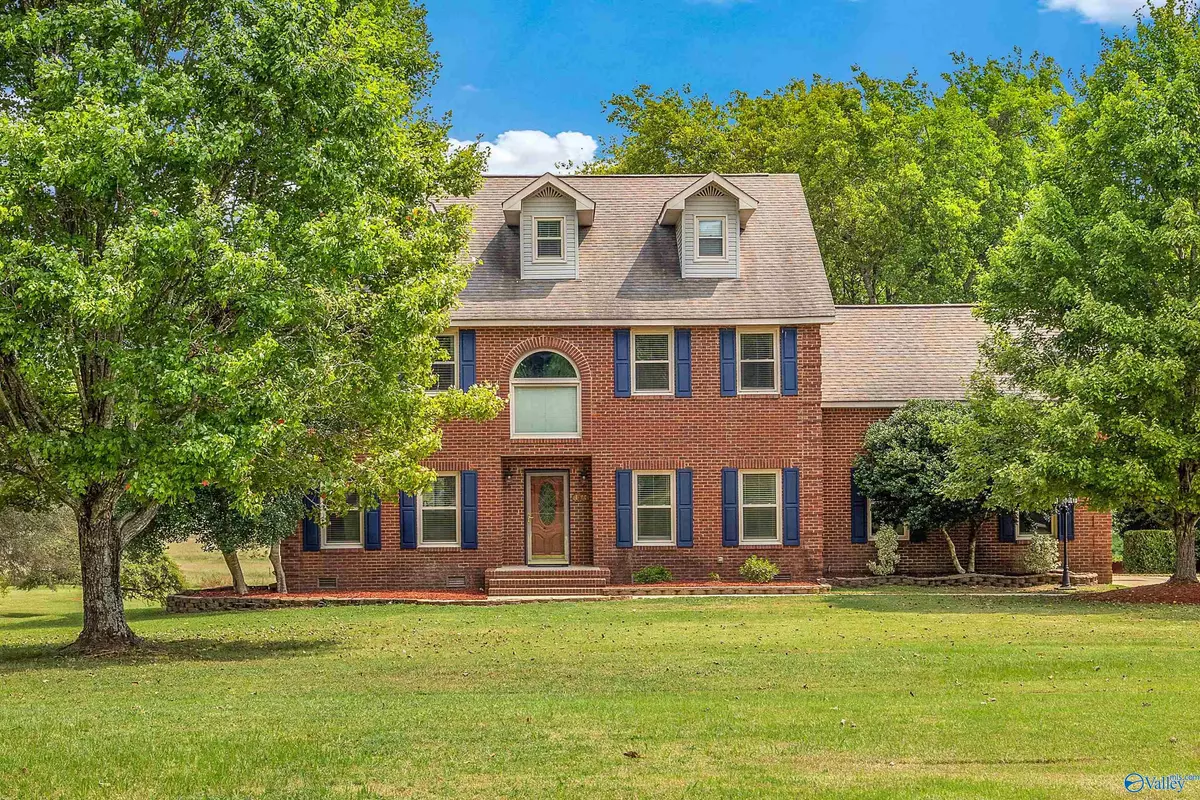 Somerville, AL 35670,1327 Friendship Road