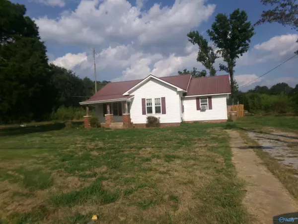 15588 Market Street, Moulton, AL 35650